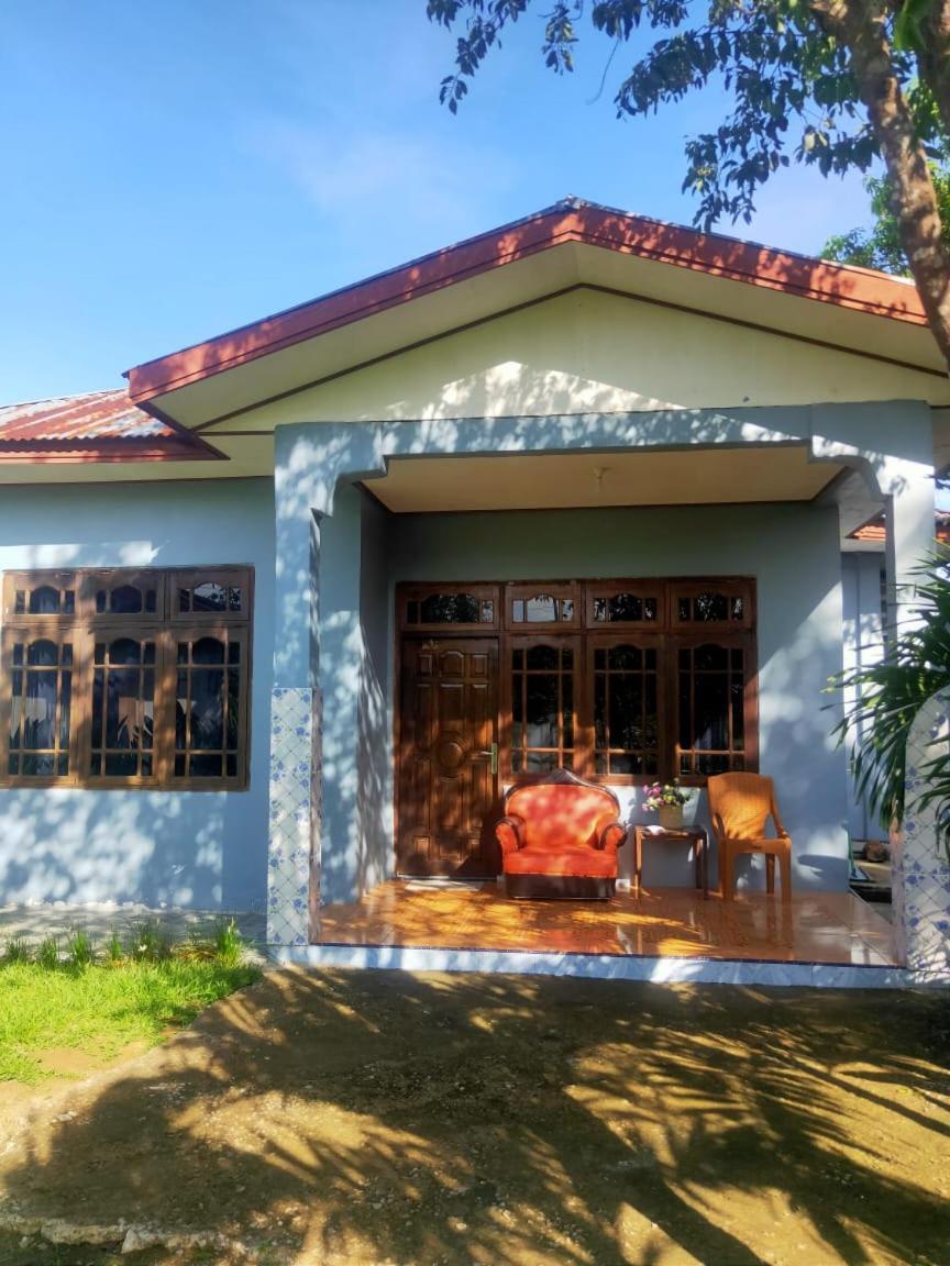 Cendana Guesthouse Labuan Bajo2 Екстериор снимка